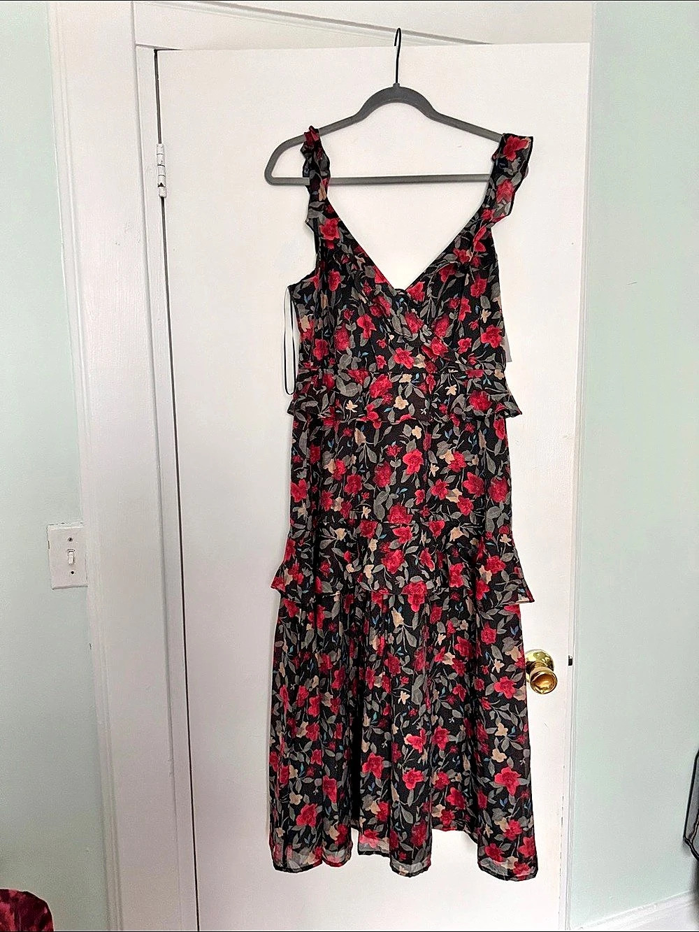 Nordstrom Floral Midi Dress in Black & Red Size Medium NWT
